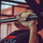Kiedy najlepiej zażywać kreatynę? Poradnik dla sportowców.